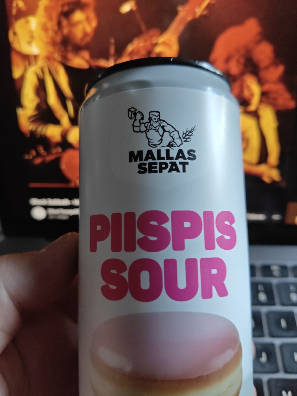 Piispis Sour, Finland