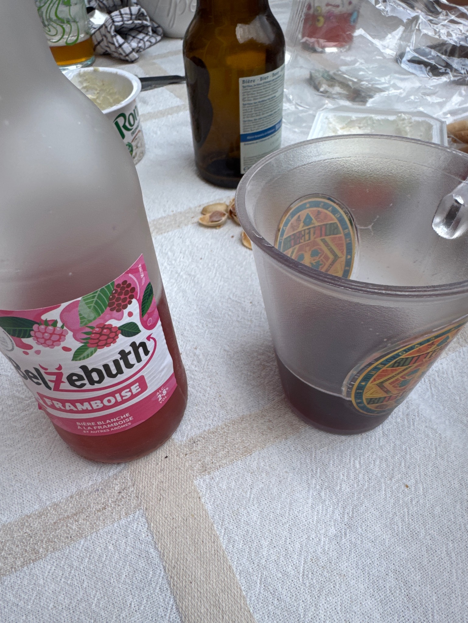 Belzébuth Pink, France