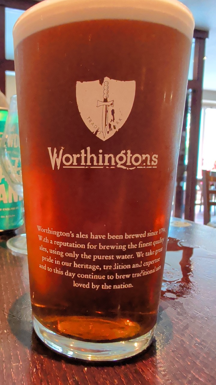 Worthington's Creamflow / Worthington's Best Bitter, England
