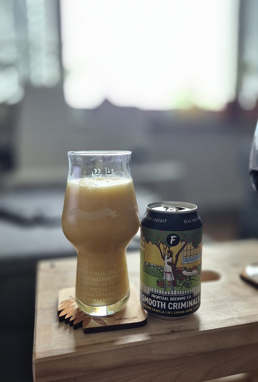 Smooth Criminals: Orange Vanilla, Brouwerij Frontaal