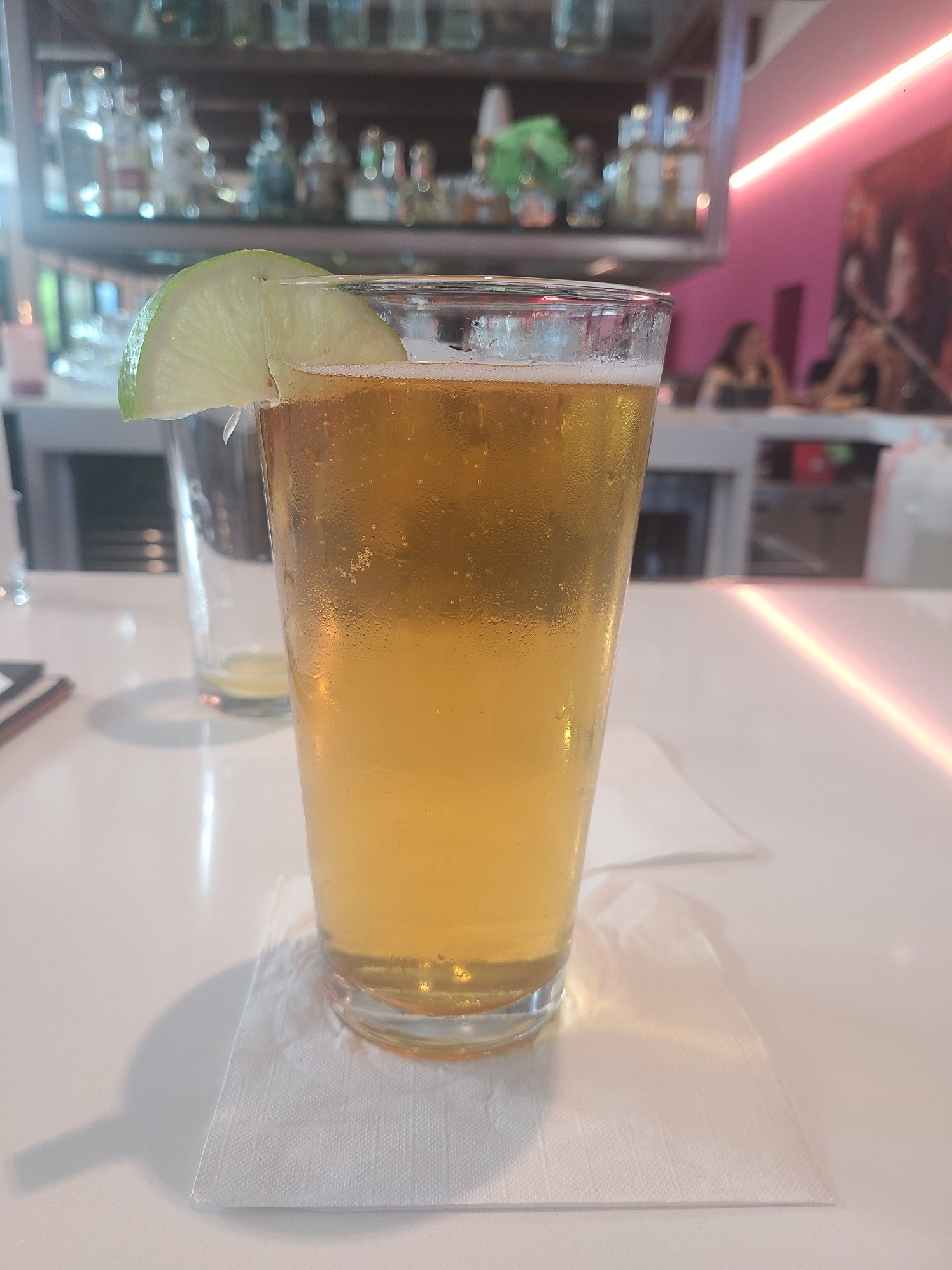 Shiner Hill Country Peach Wheat, Spoetzl Brewery