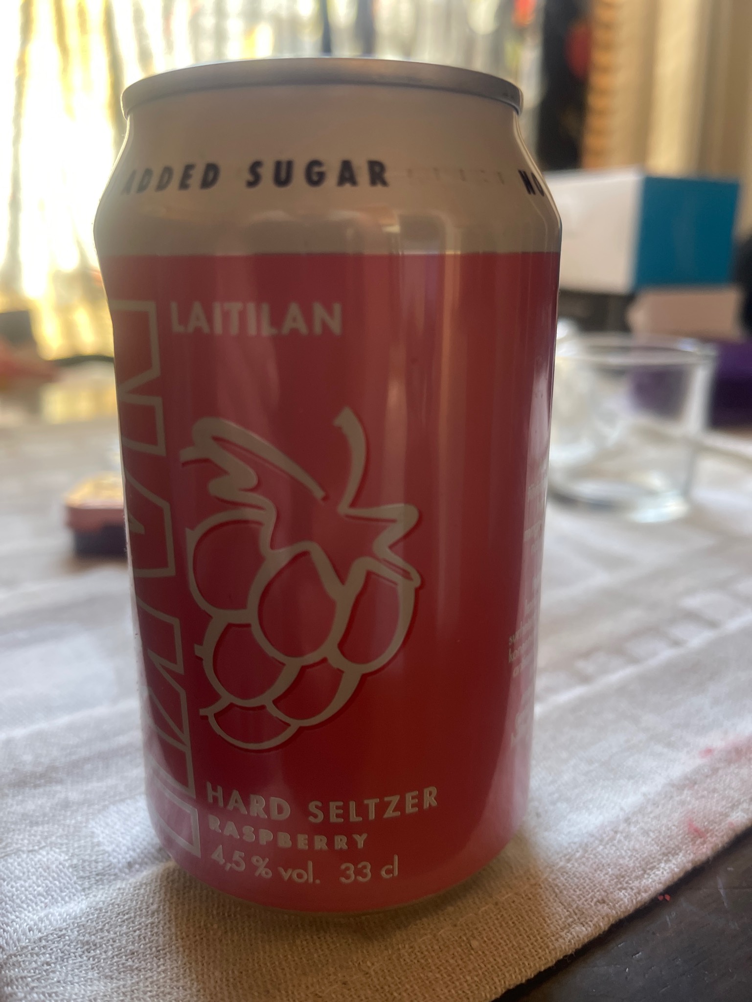 NAKU Juicy Hard Seltzer Raspberry, Finland