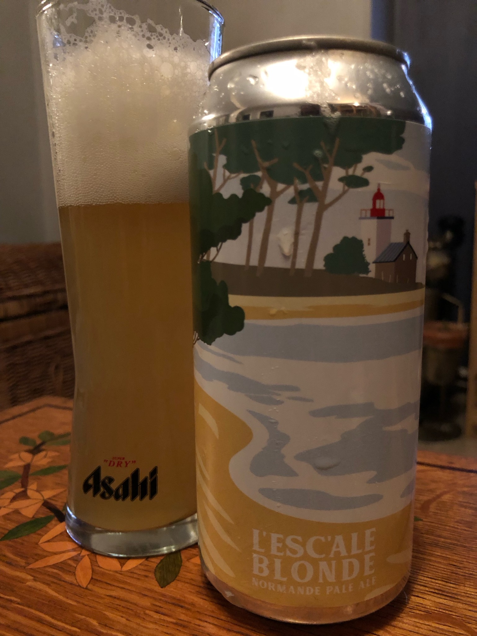 L'Esc'ale Blonde, Captain James Et Ses Mousses