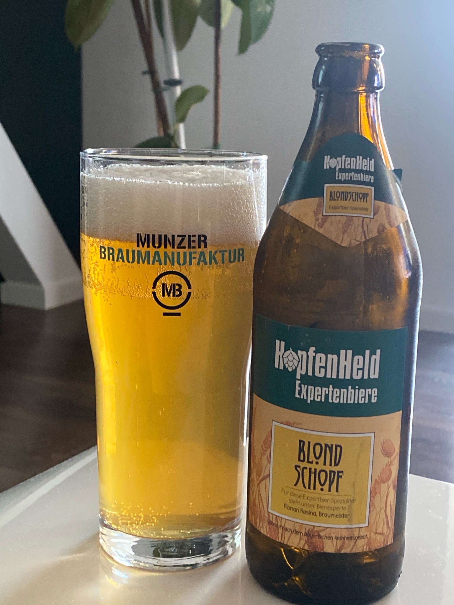 Blondschopf, Hopfenheld