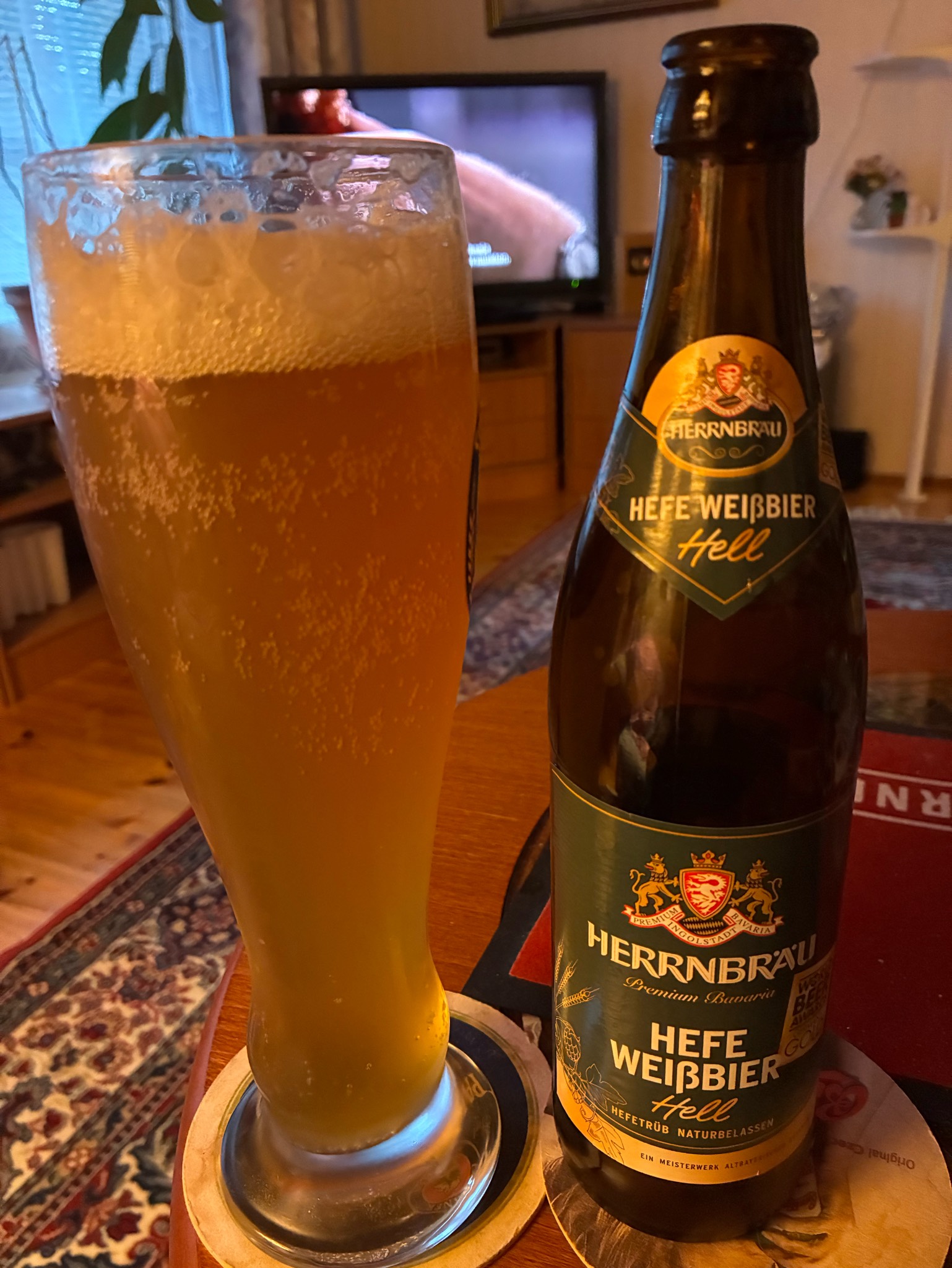 Hefe Weißbier Hell, Herrnbräu