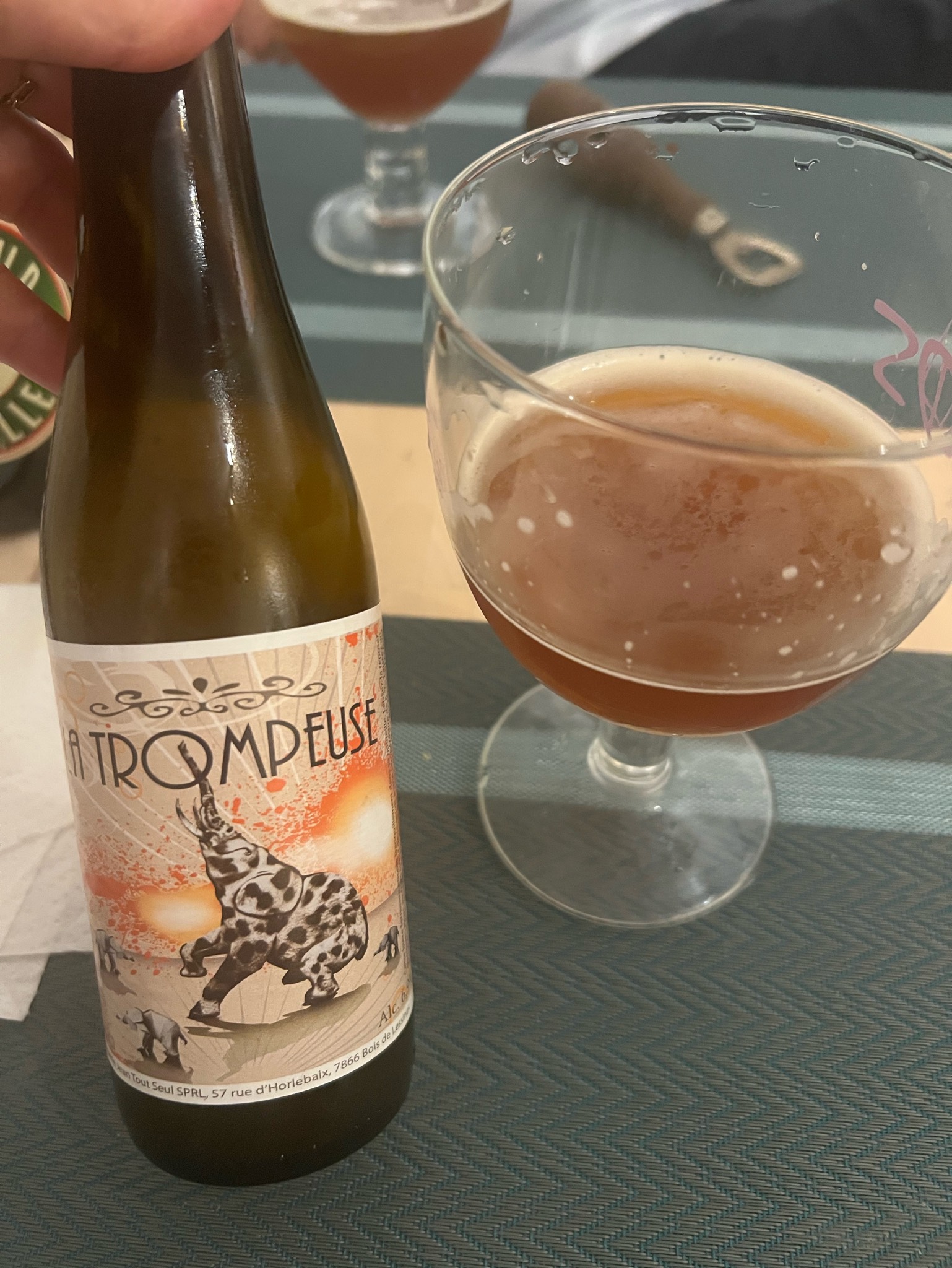 La Trompeuse, Brasserie Jean Tout Seul