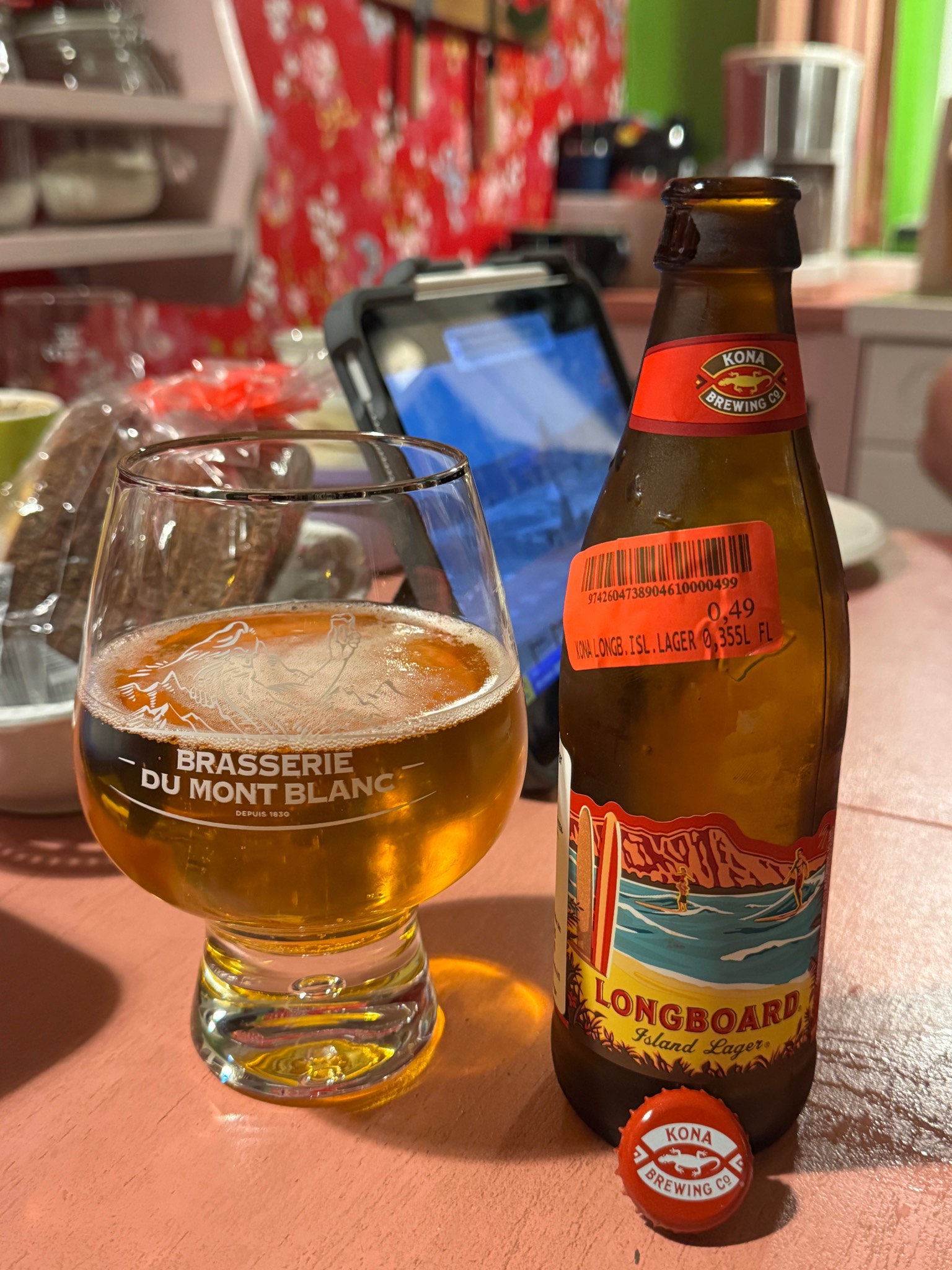 Longboard Island Lager, Kona Brewing Company