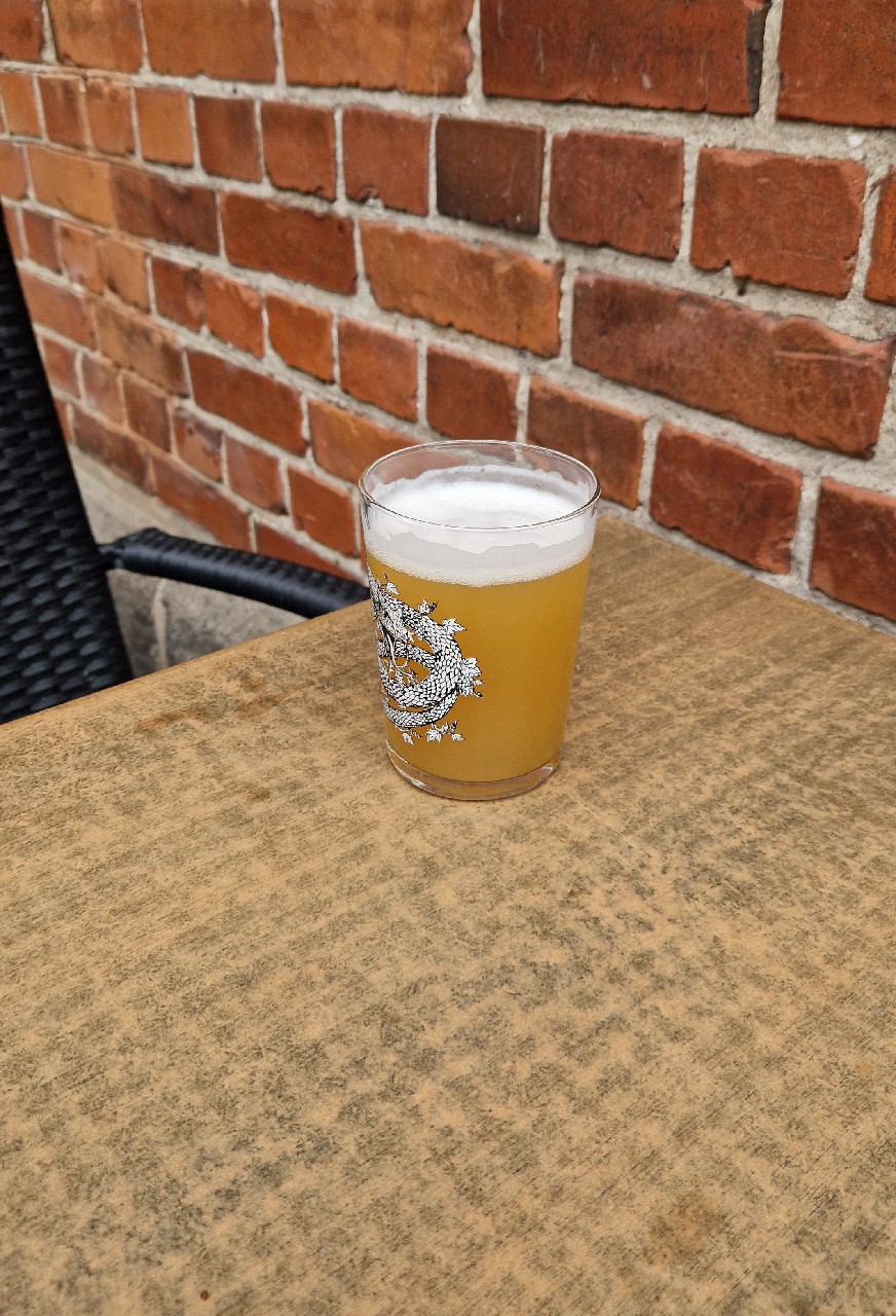 Cloud Mechanics, Dry & Bitter Brewing Company