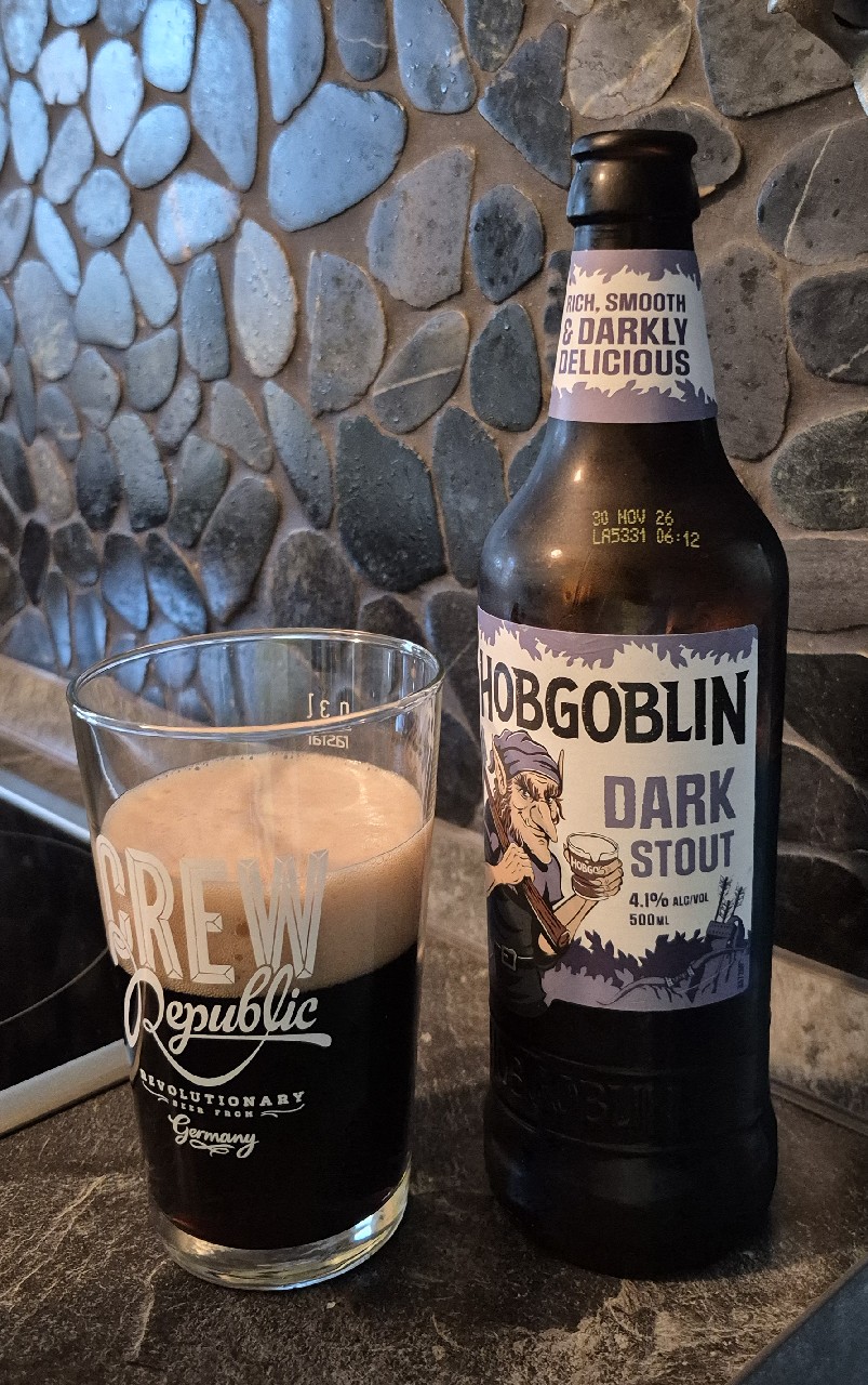 Hobgoblin Stout, Wychwood Brewery (Marston's Brewery)