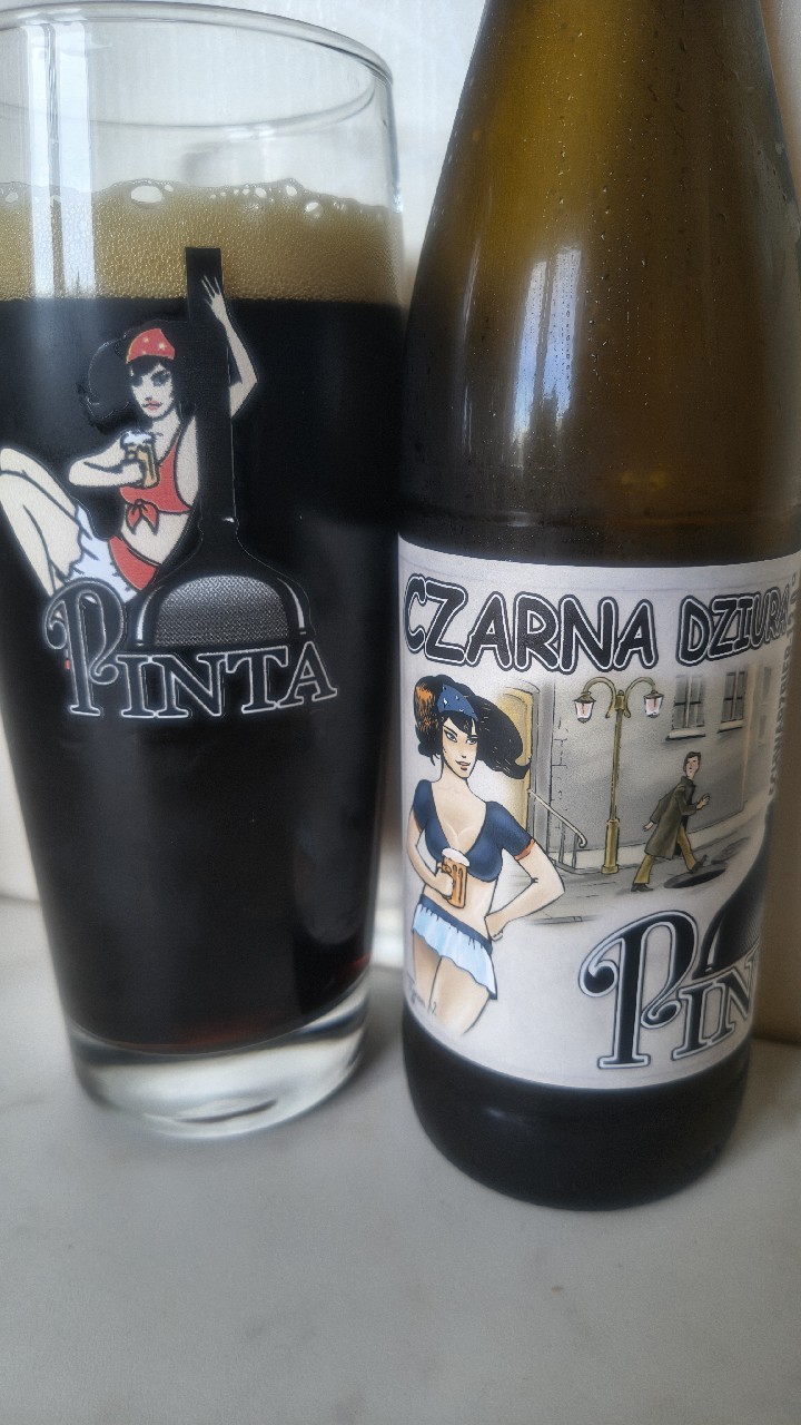 Czarna Dziura, Poland