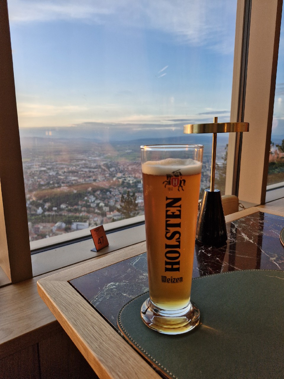 Holsten Weizen, Holsten-Brauerei (Carlsberg)