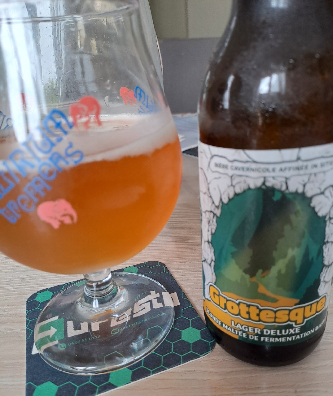La Grottesque, Brasserie Des Grottes