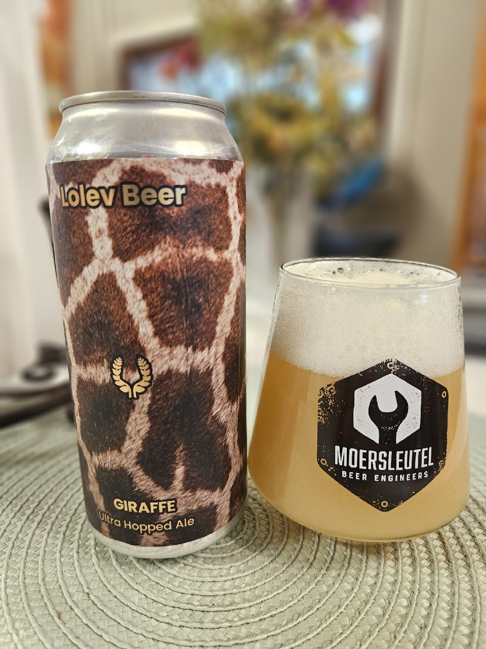 Giraffe, Lolev Beer