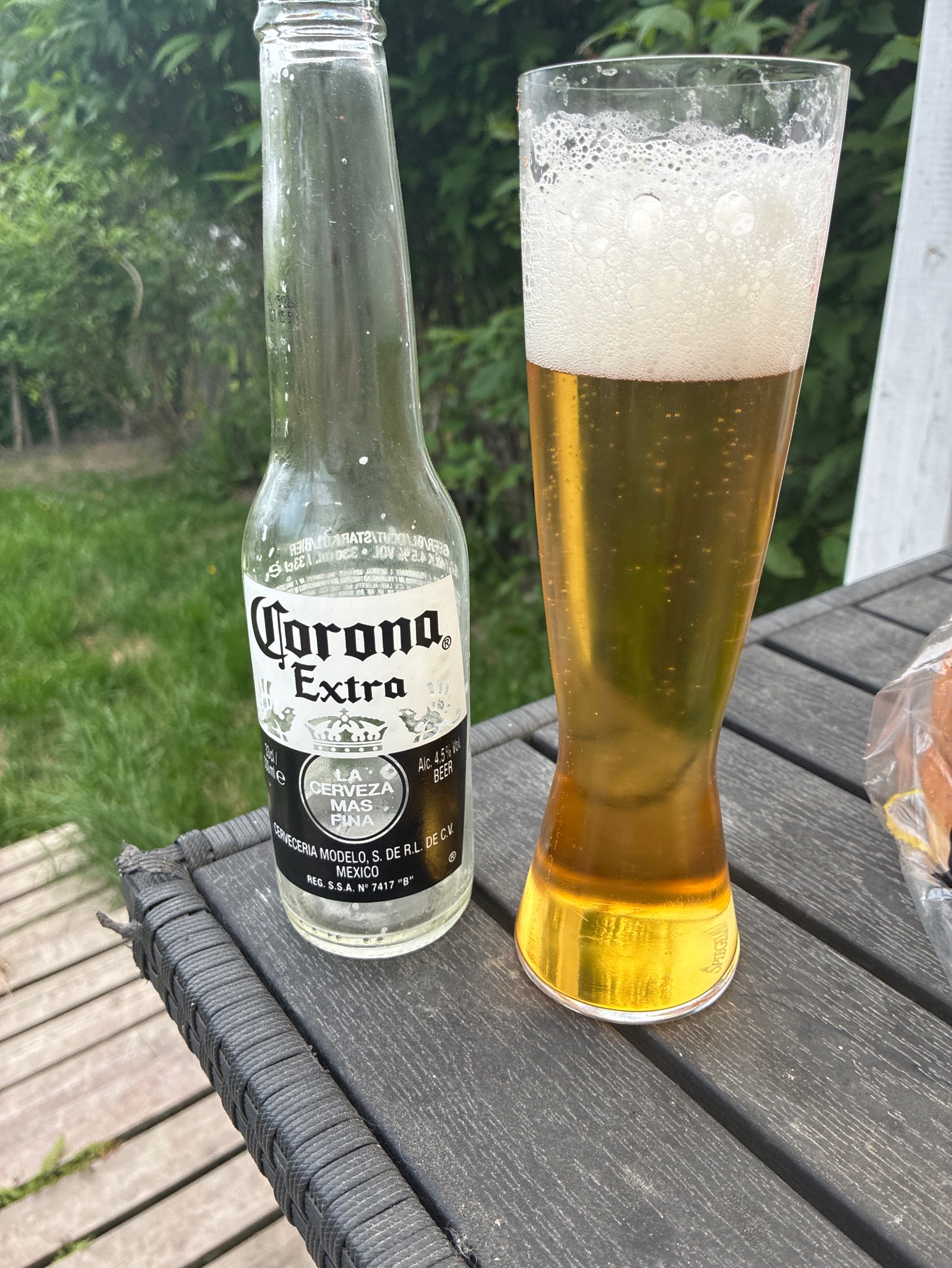 Corona Extra, Grupo Modelo (ABInBev)
