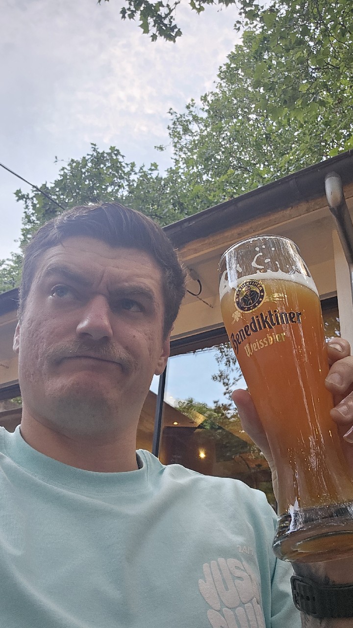 Benediktiner Weißbier Naturtrüb, Germany