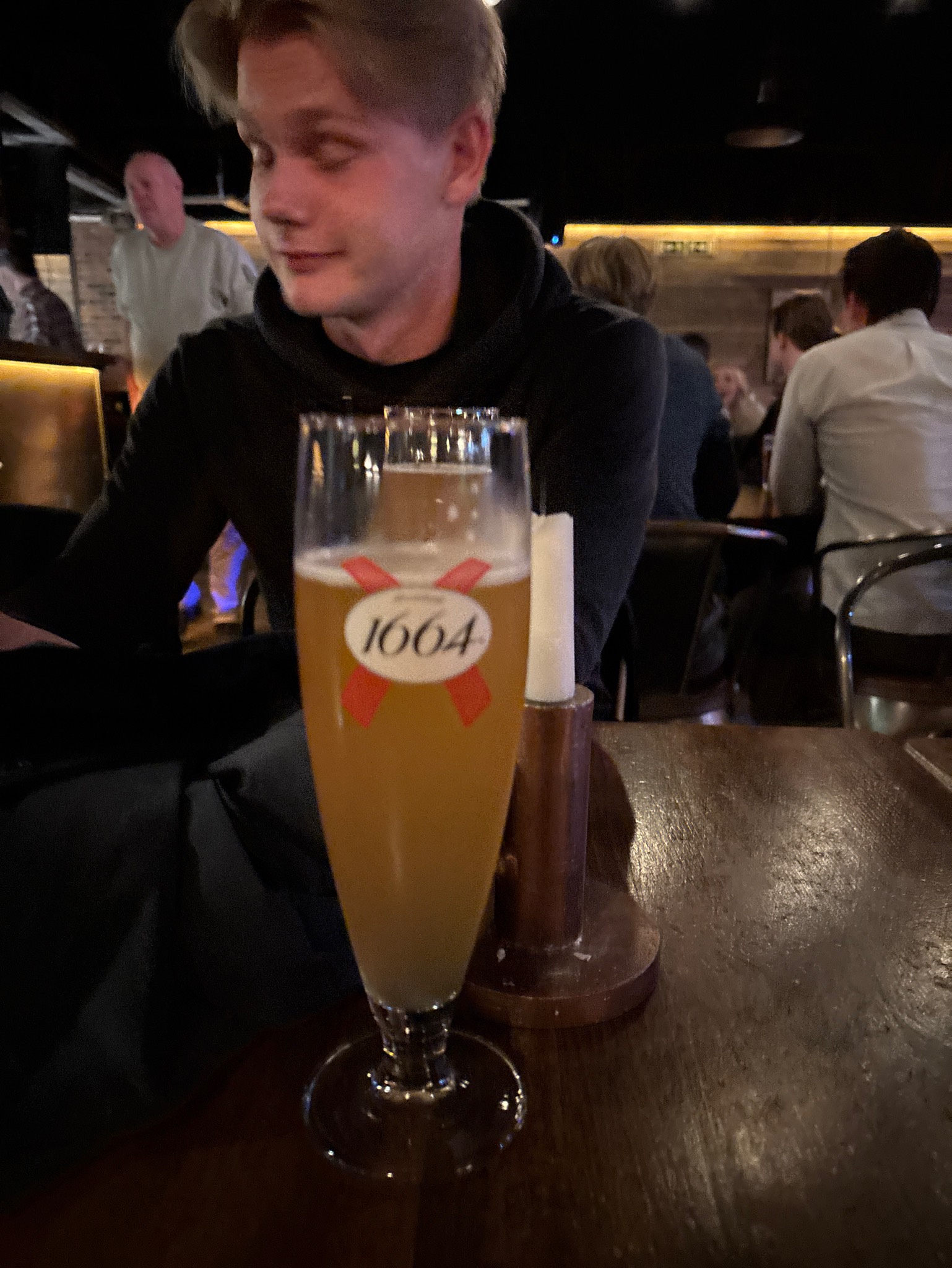 1664 Blanc, Kronenbourg (Carlsberg)