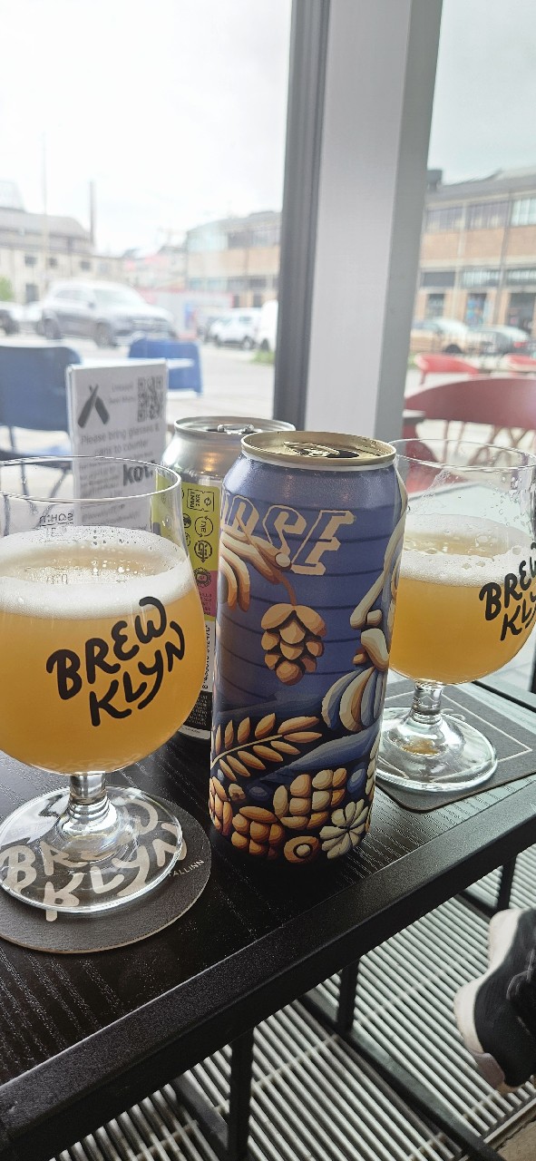 Pose, BreWskey