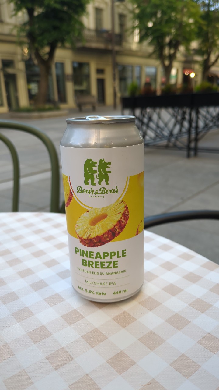 Pineapple Breeze, Bear & Boar Brewery
