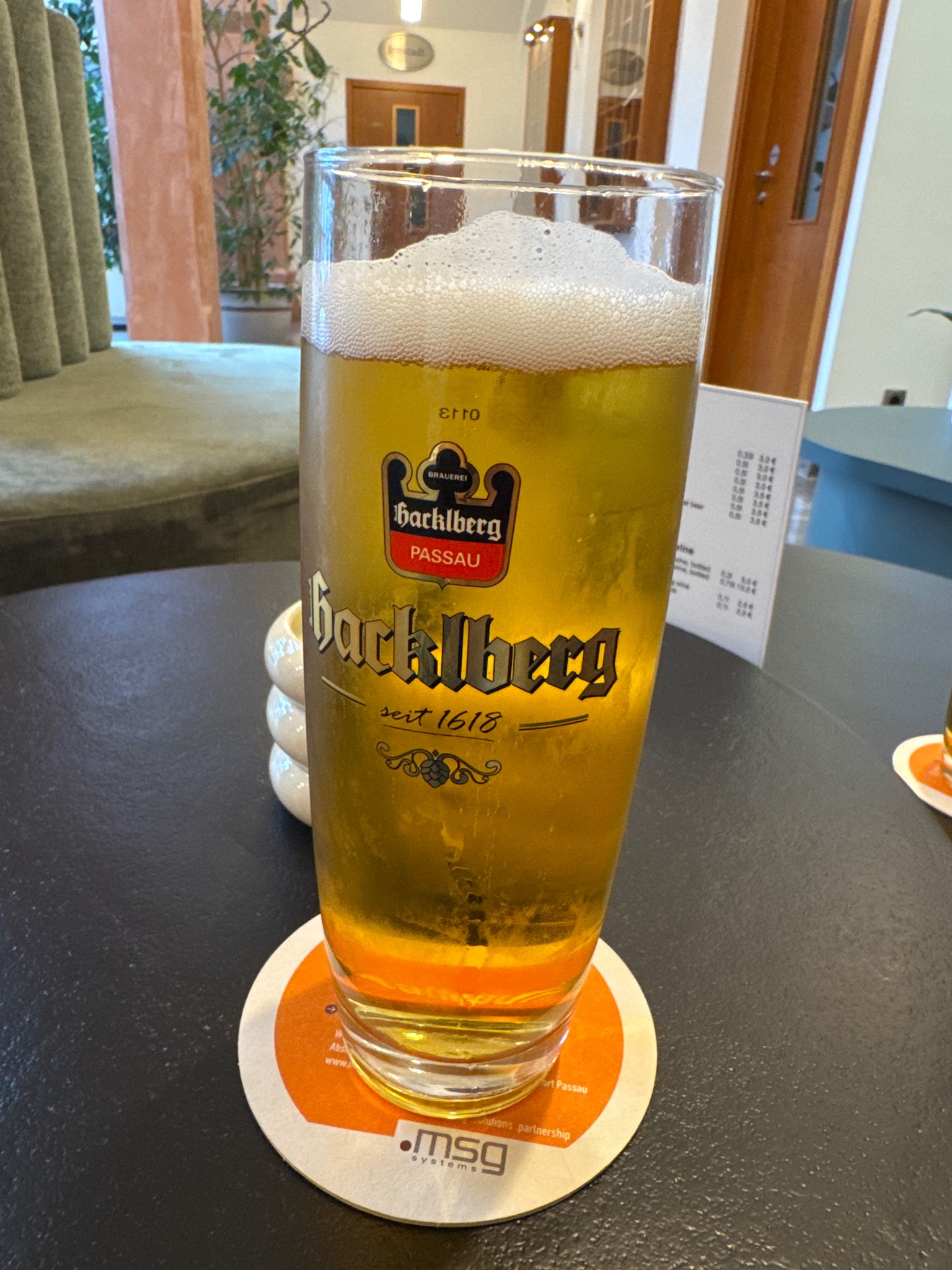 Hacklberg Edelhell Export, Brauerei Hacklberg