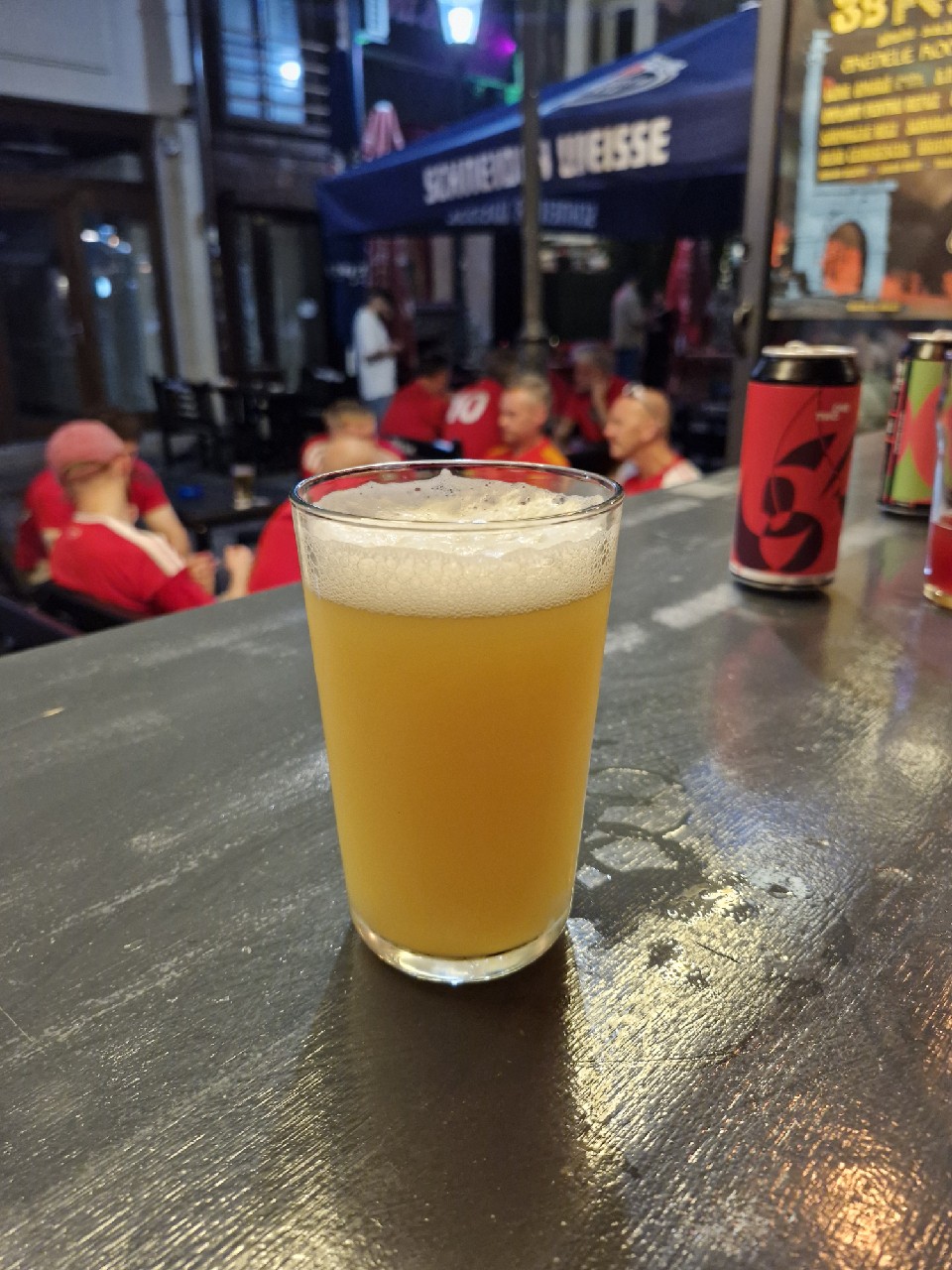Crowd Control, Hop Hooligans