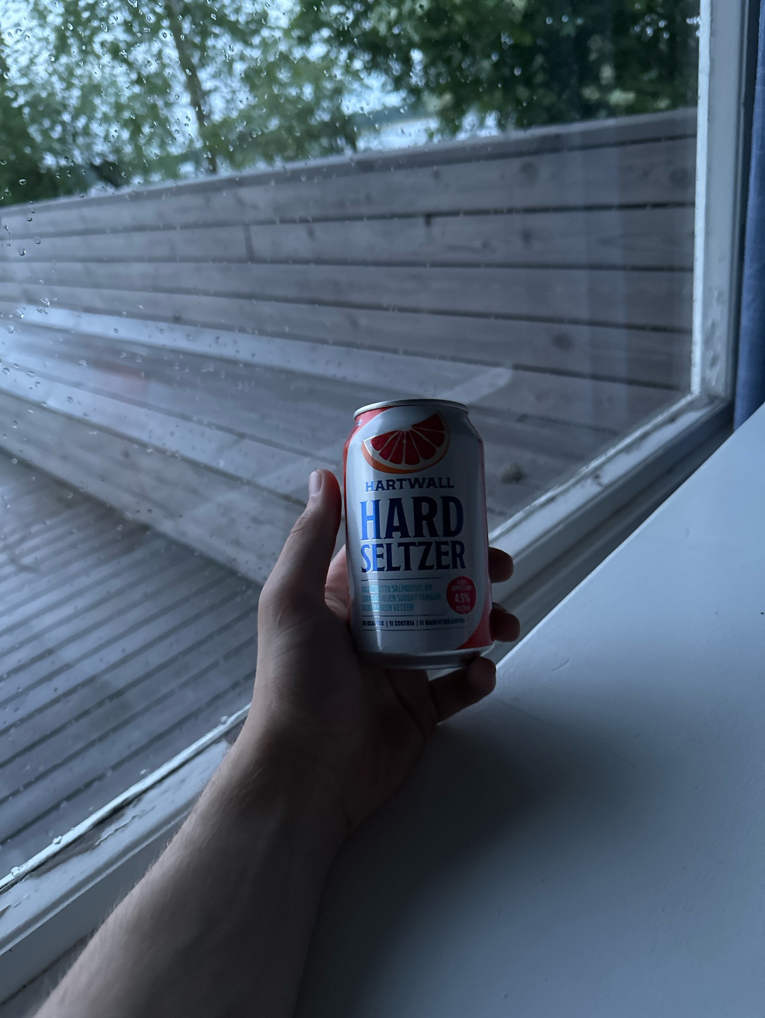 Hartwall Hard Seltzer Veriappelsiini, Finland