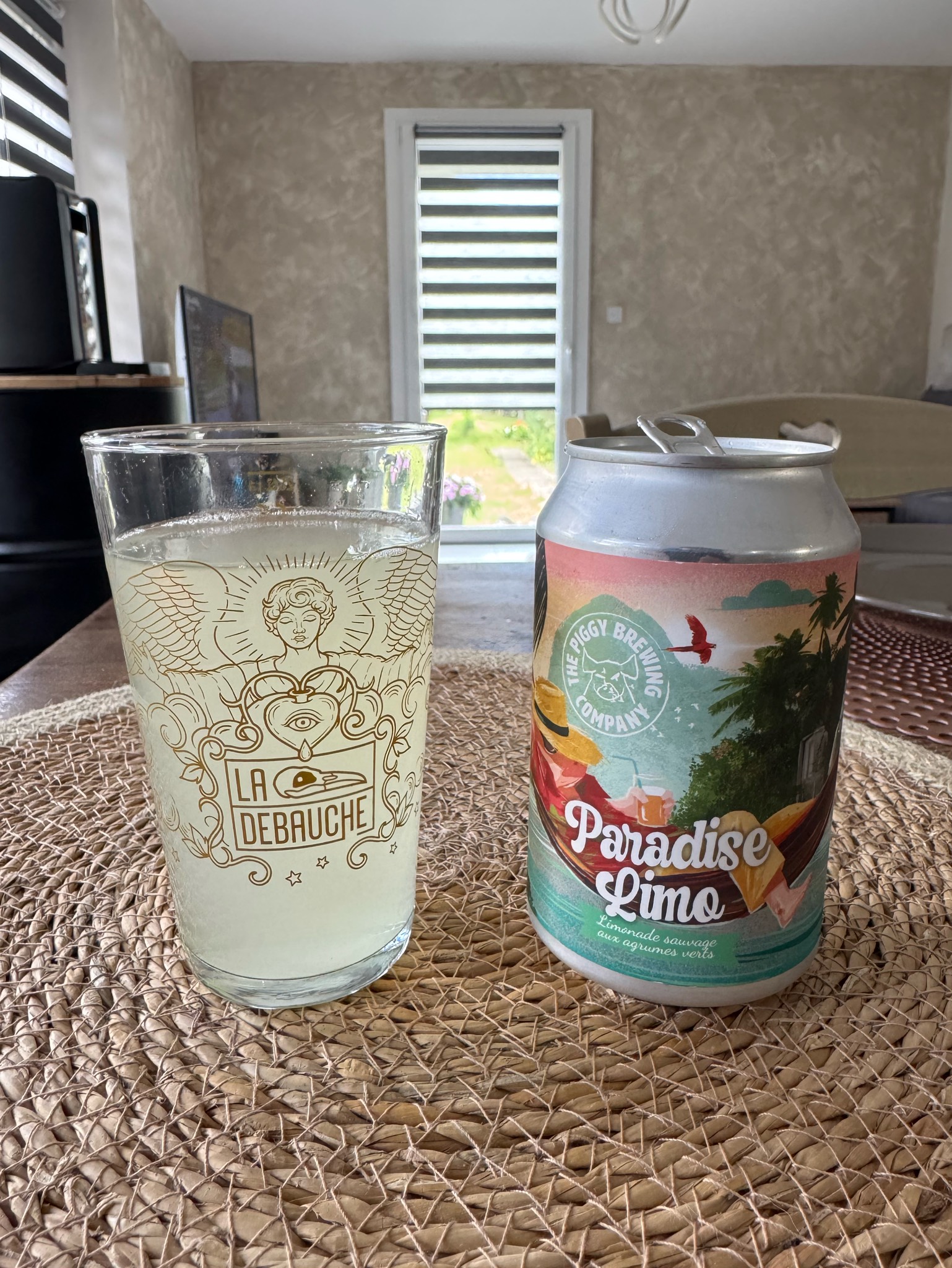 Paradise limo, The Piggy Brewing Company