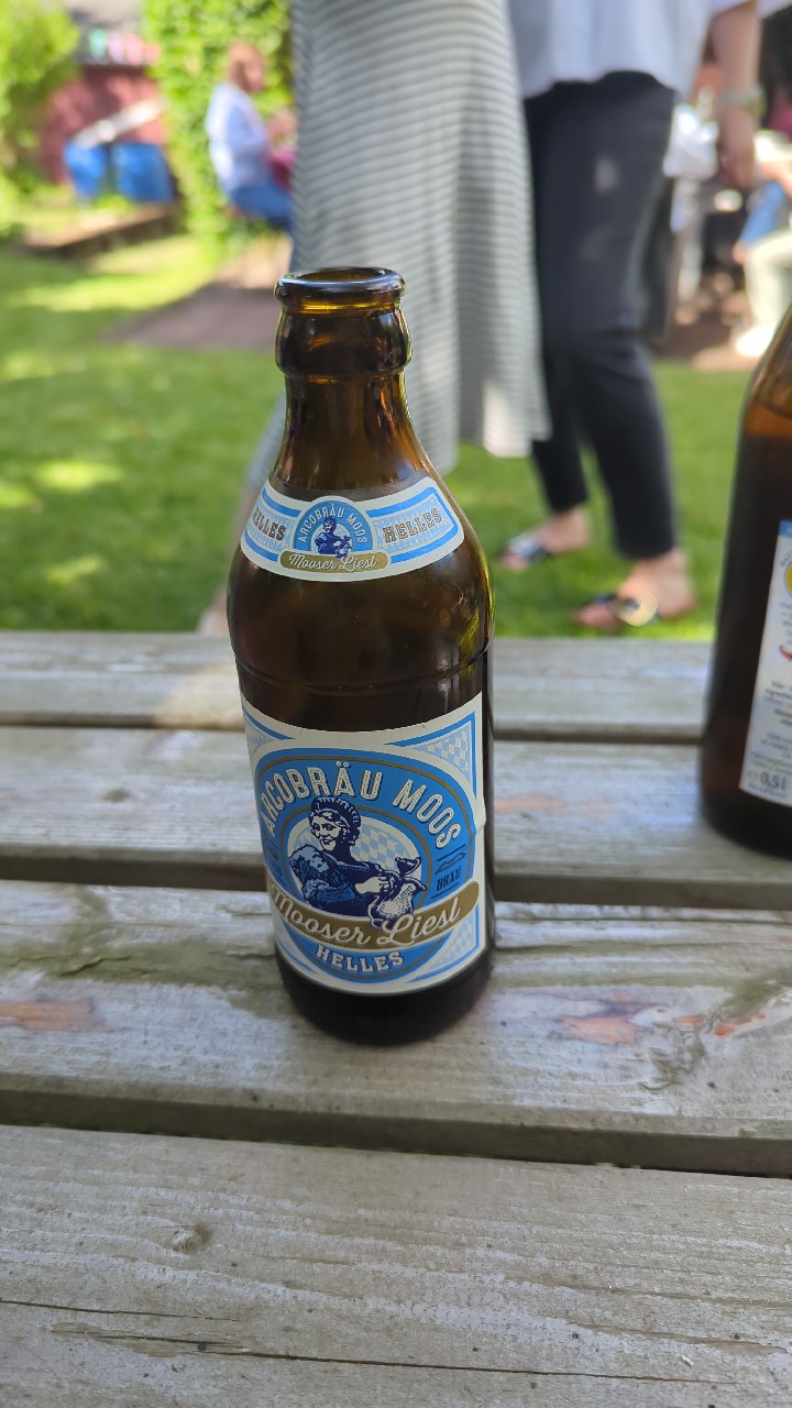 Mooser Liesl Helles, Arcobräu Gräfliches Brauhaus