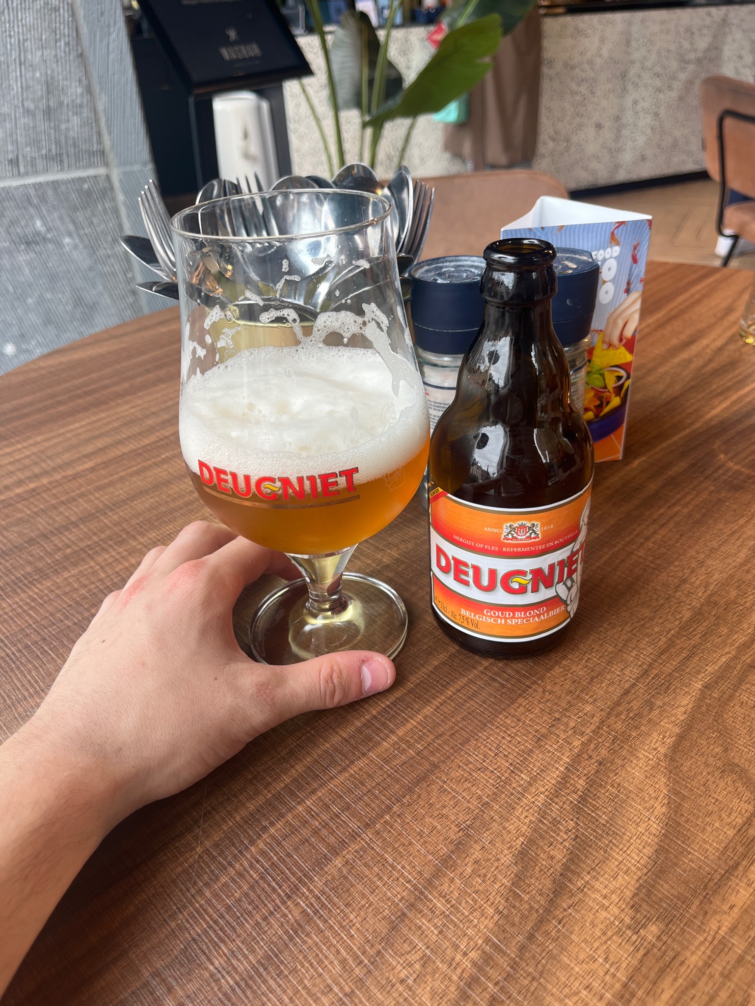 Deugniet, Belgium