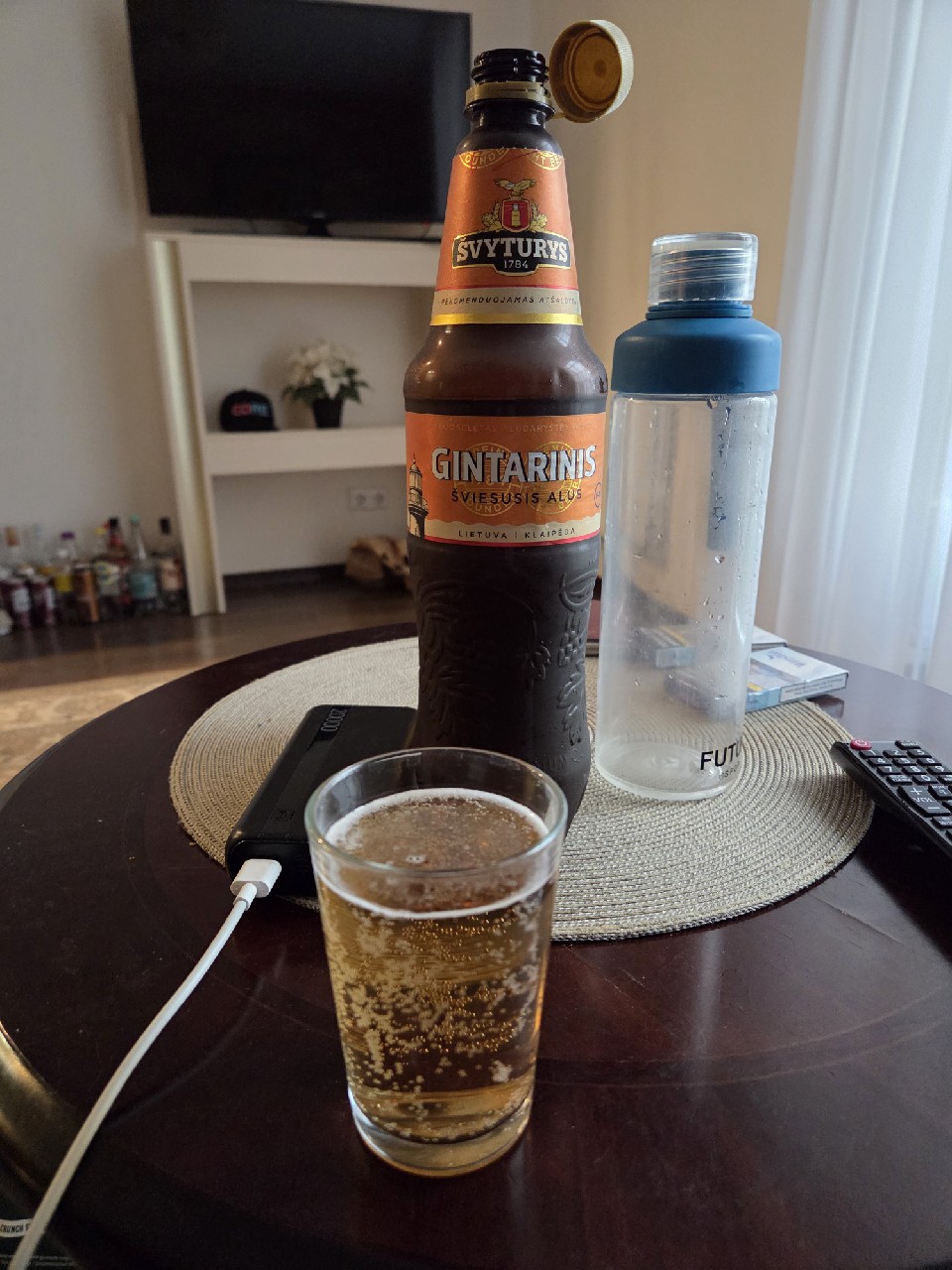 Gintarinis Šviesusis Alus, Švyturys (Carlsberg)