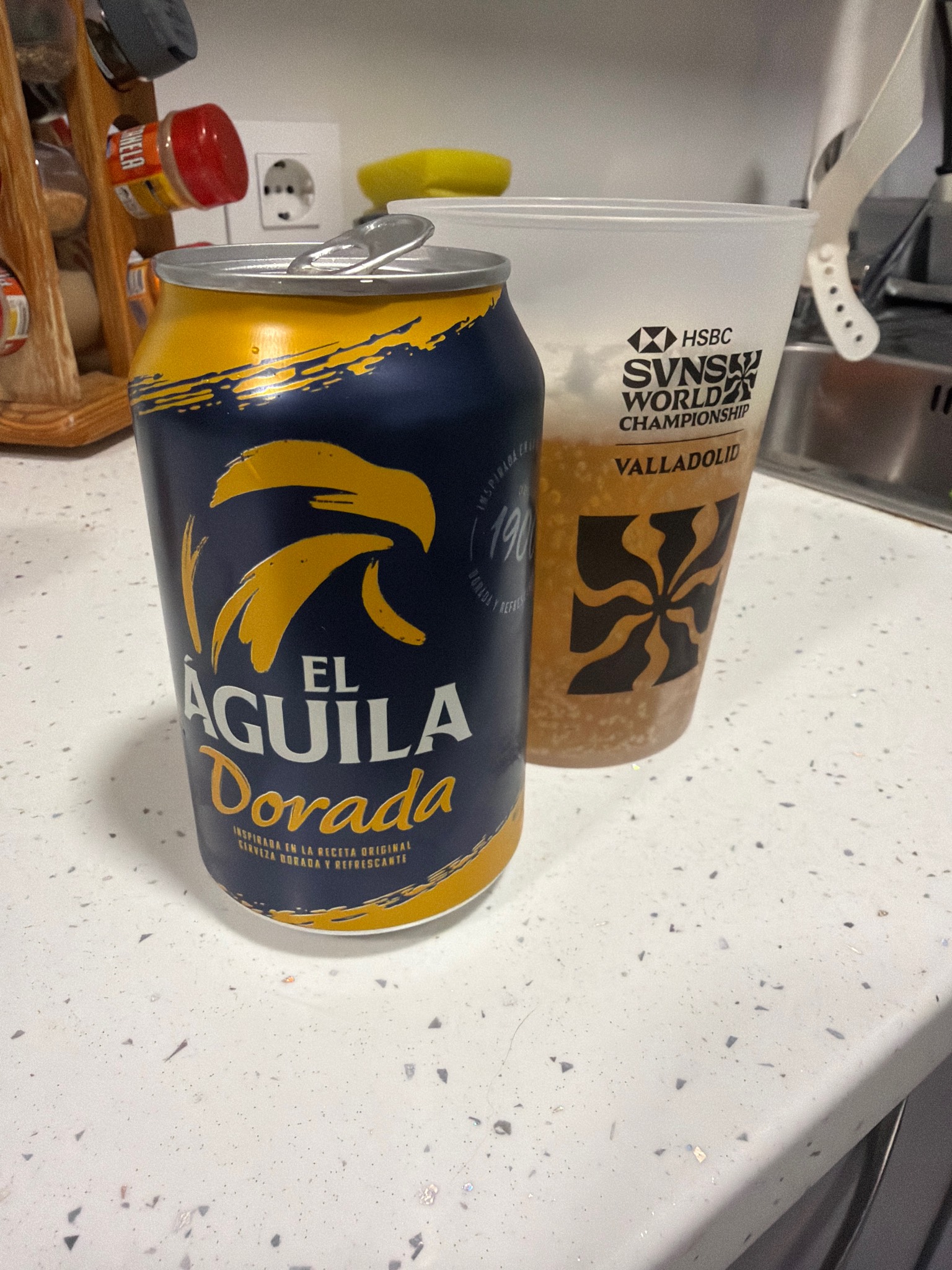 El Águila Dorada, Spain