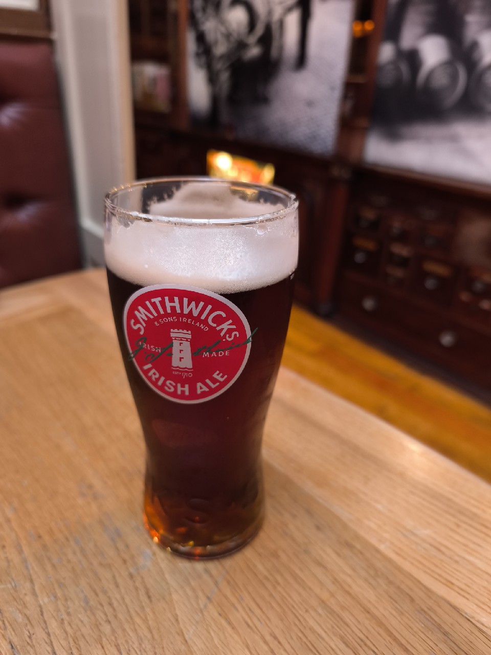 Smithwick's Premium Red Ale / Imported Premium Irish Ale, Guinness (Diageo)