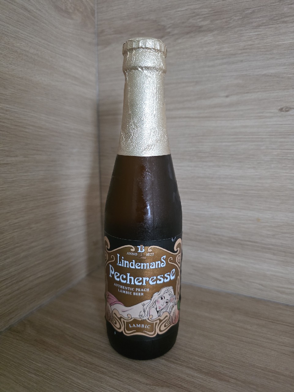 Pêche / Pêcheresse, Brouwerij Lindemans