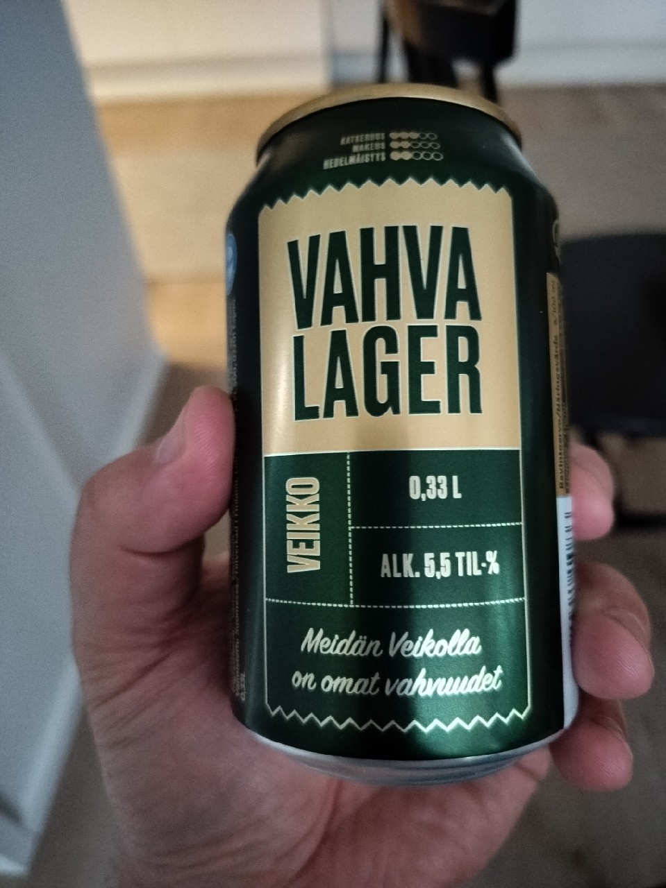 Meidän Veikko Lepää Lagereillaan, Finland