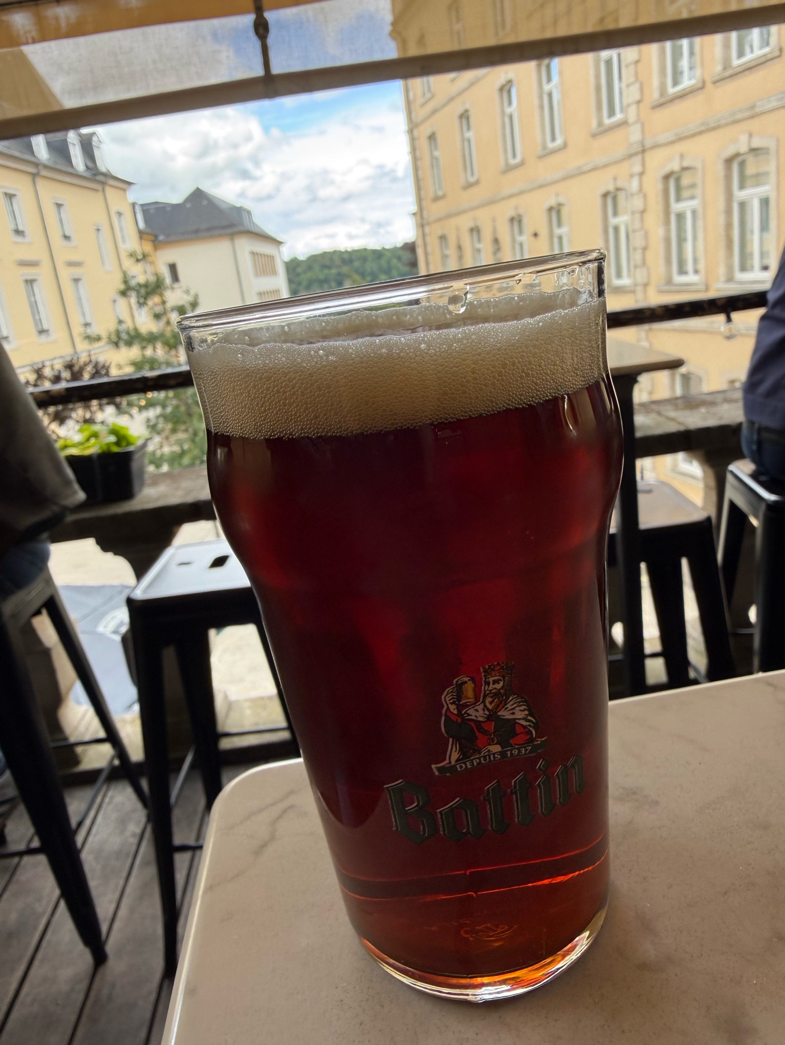 Battin Brune, Luxembourg