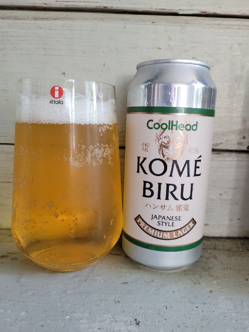 Komé Biru, Finland