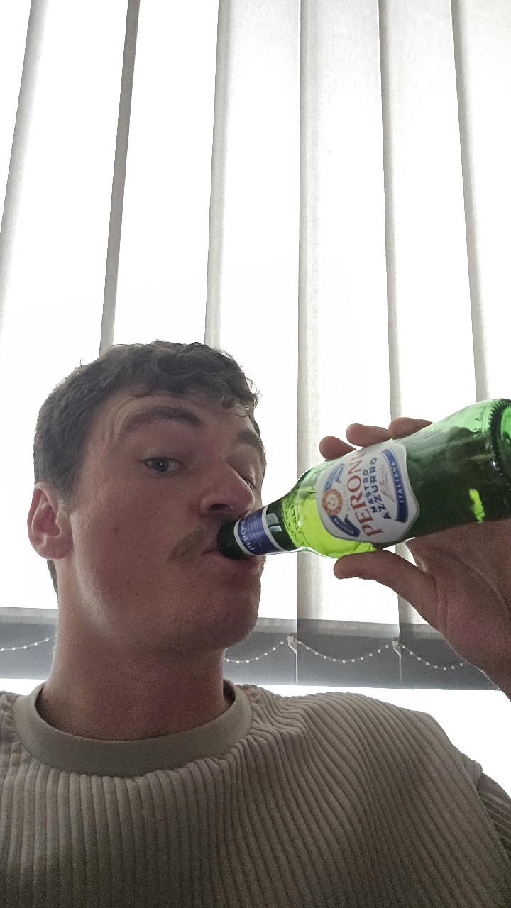 peroni nastro azzurro italiana, Italy