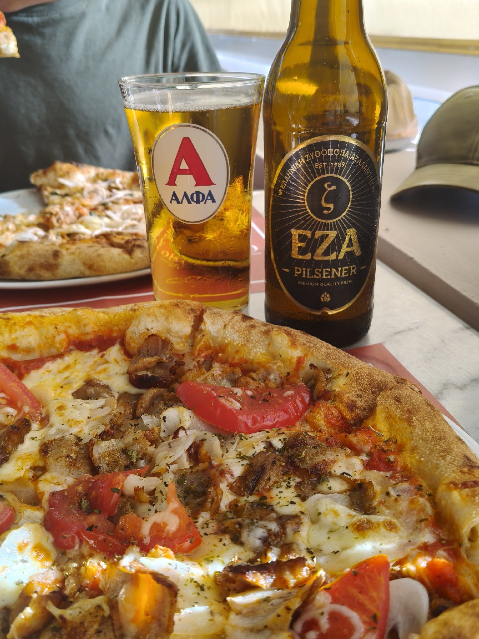 EZA Hellenic Pilsener / εζα Hellenic Pilsner, Hellenic Breweries of Atalanti - EZA