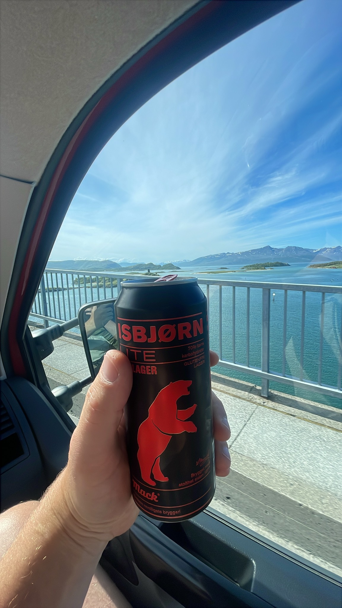 Isbjørn Lite Red Lager, Macks Ølbryggeri