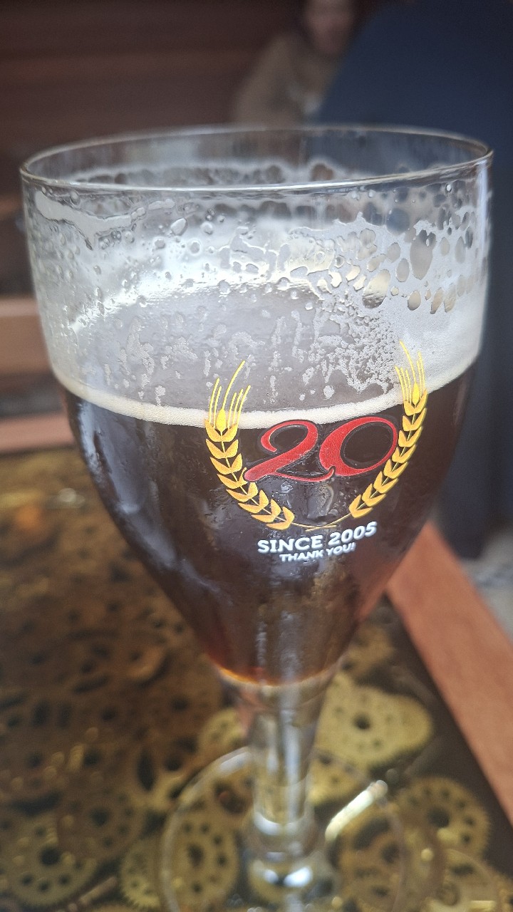 Brugse Zot Dubbel, Belgium