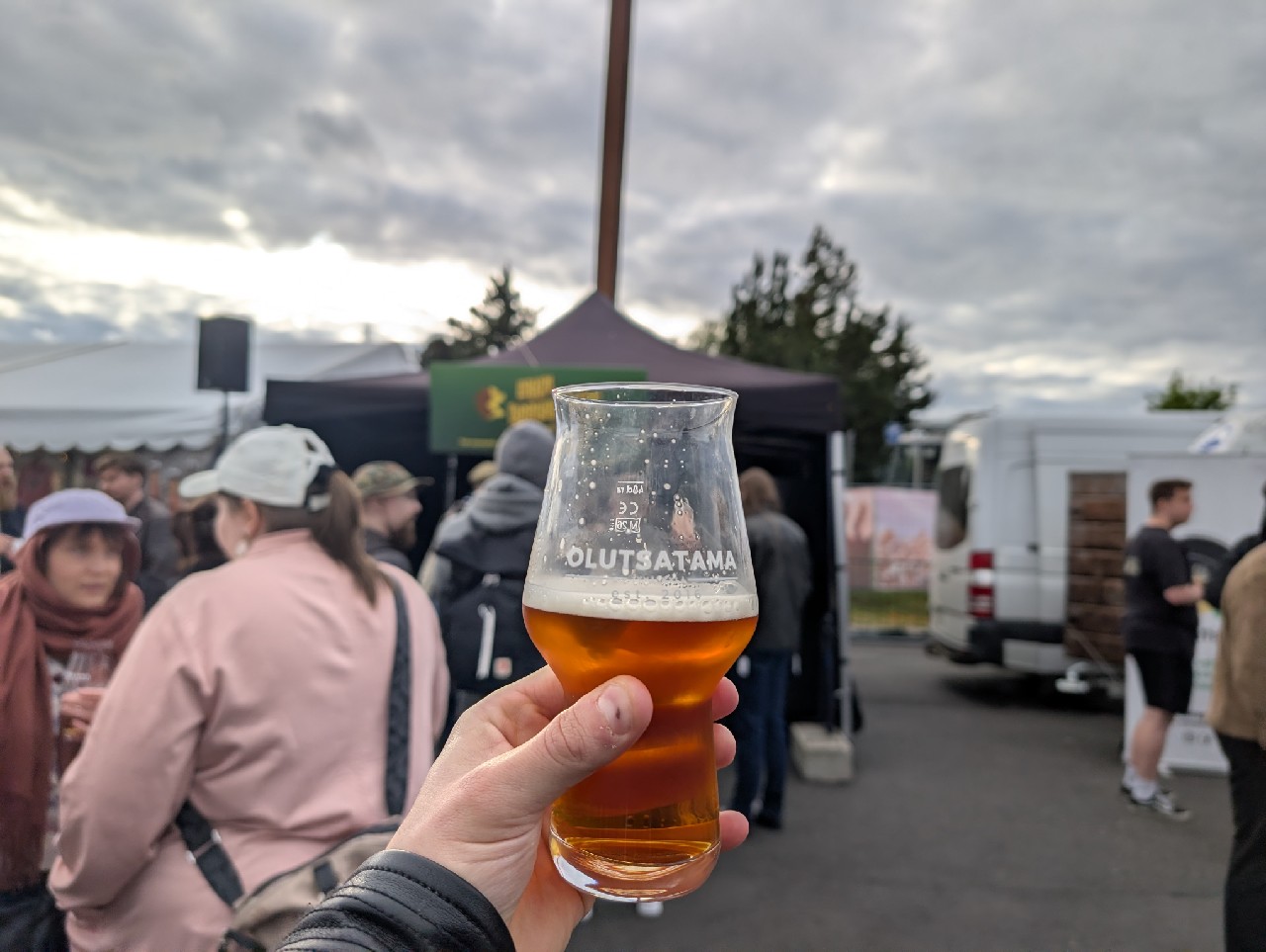 Six Pints, Finland