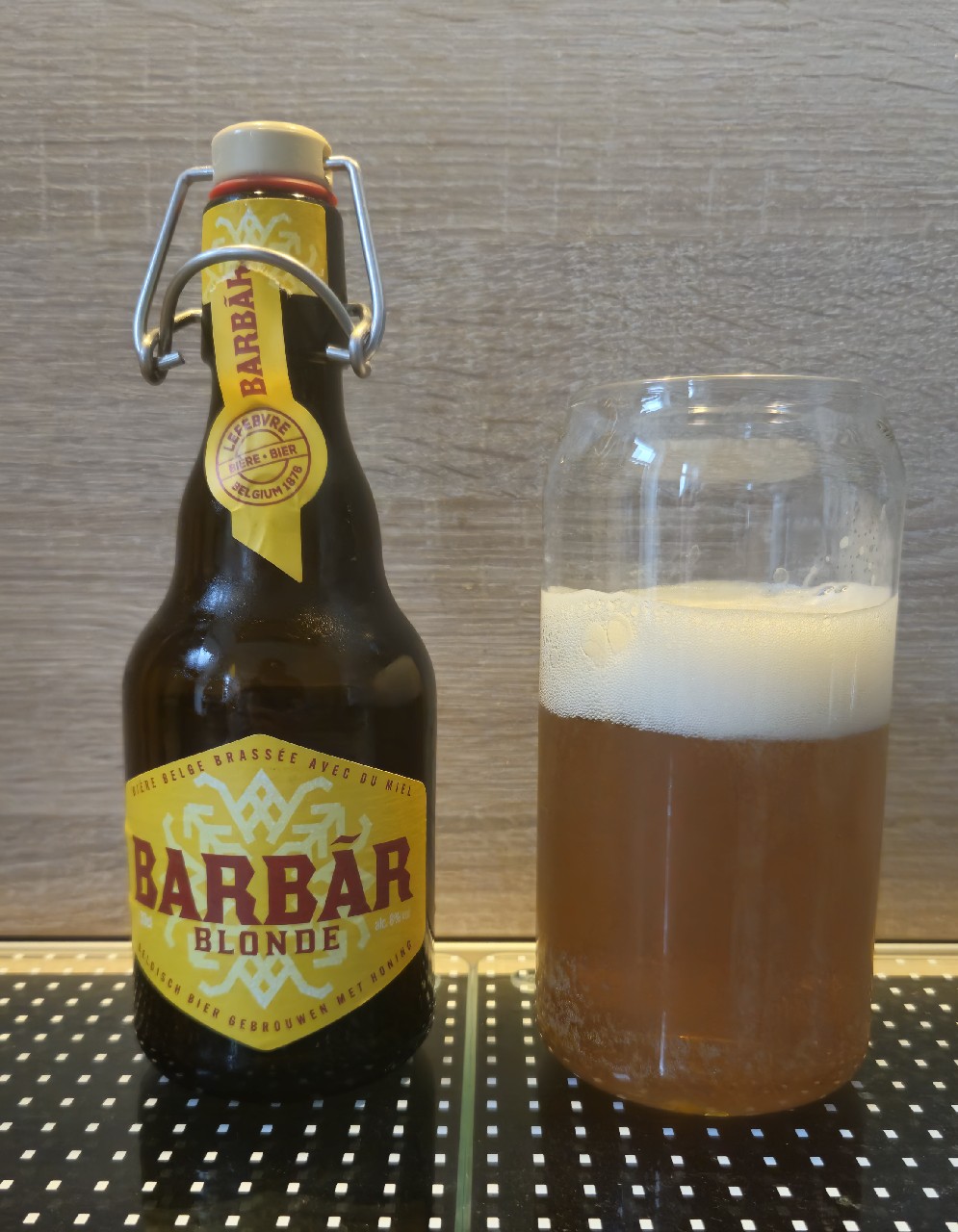 Barbãr, Belgium