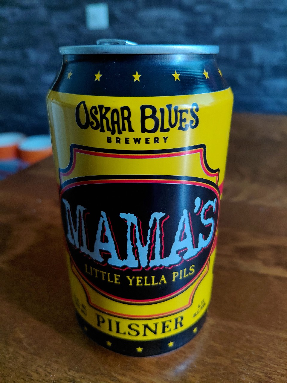 Mama's Little Yella Pils (2020), Oskar Blues Brewery