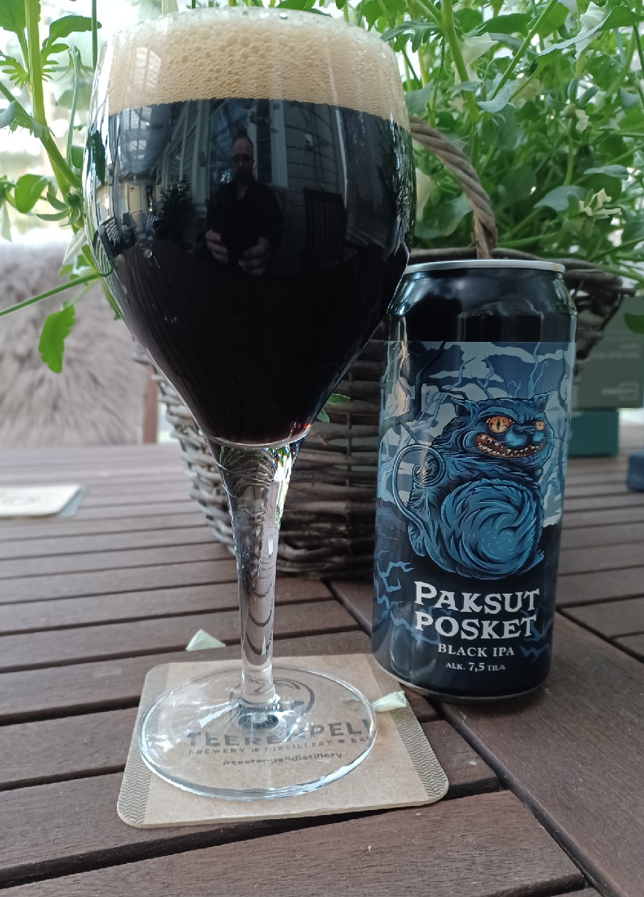 Paksut Posket, Panimoyhtiö Tuju