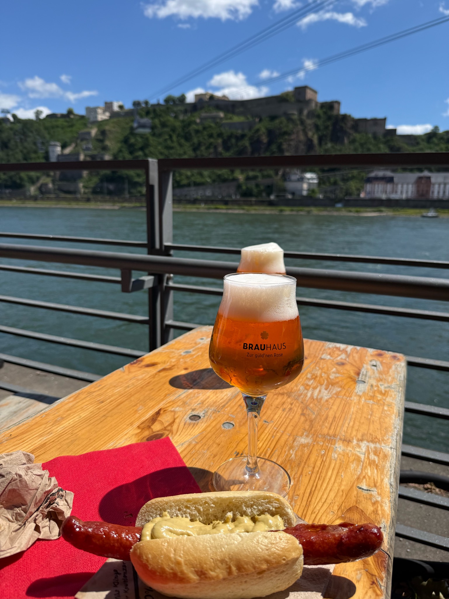 Brauhaus Zur güld'nen Rose Helles, Brauhaus Zur güld'nen Rose