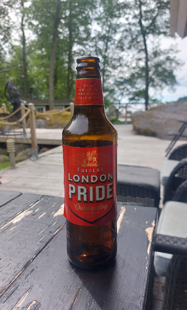 London Pride, Fuller's Griffin Brewery (Asahi Breweries)