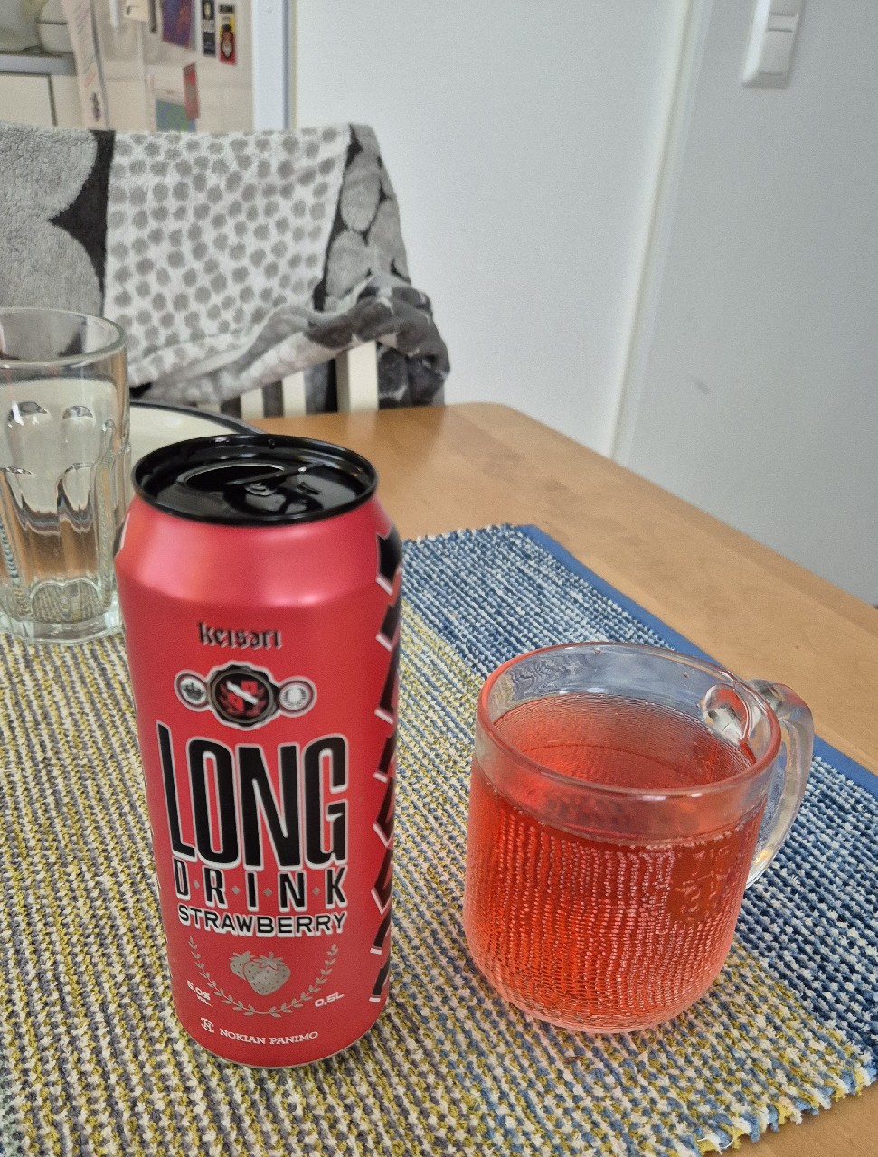 Keisari Long Drink Strawberry, Finland