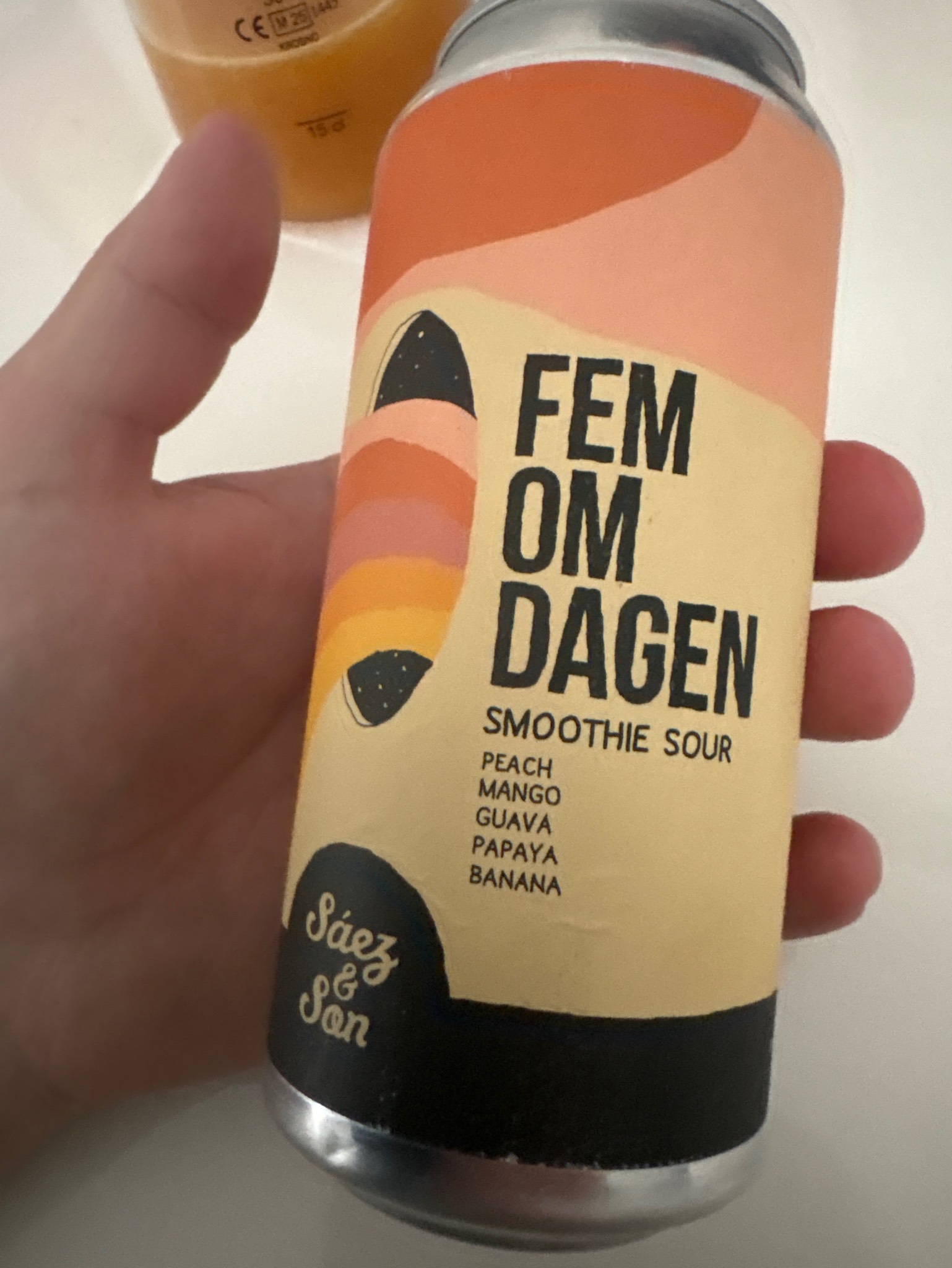 Fem Om Dagen, Sáez & Son
