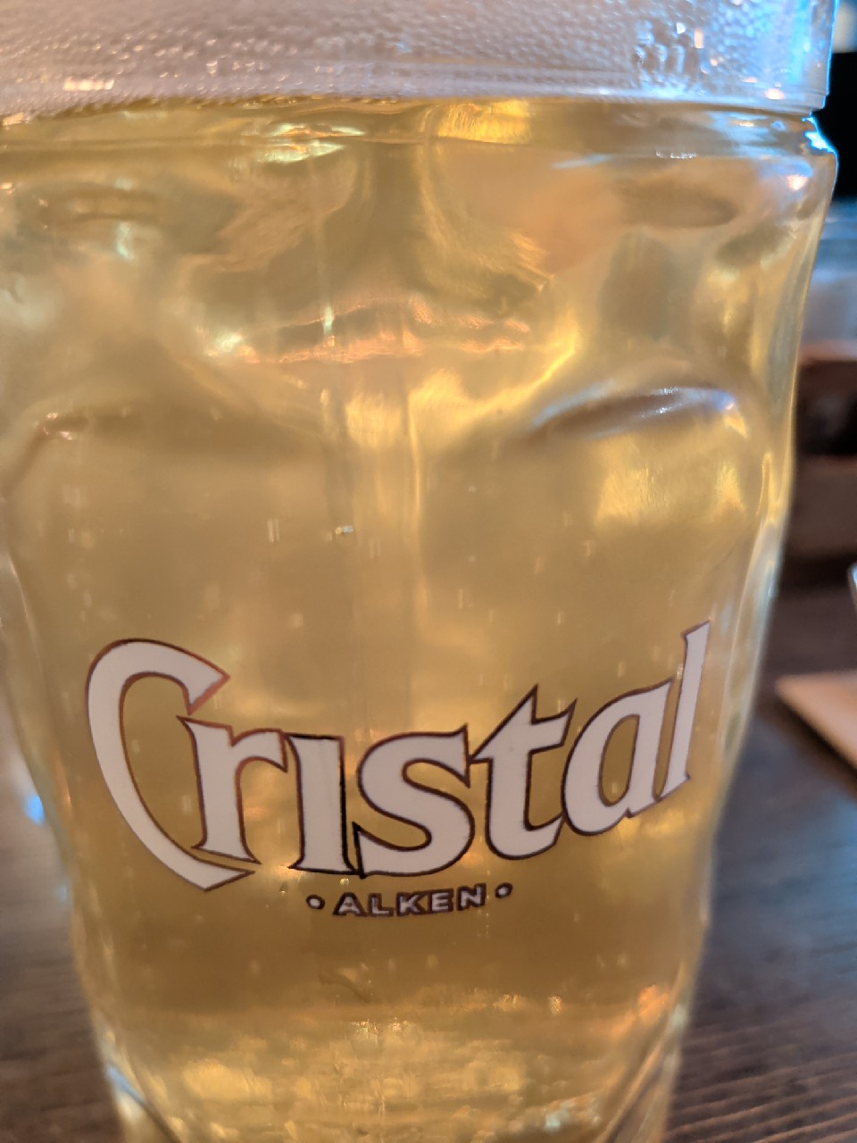Cristal, Brouwerij Alken-Maes (Heineken)
