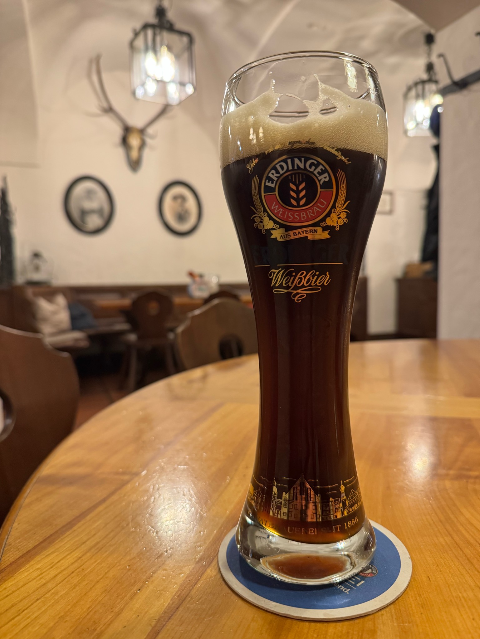 Erdinger Weißbier Dunkel, Erdinger Weissbräu
