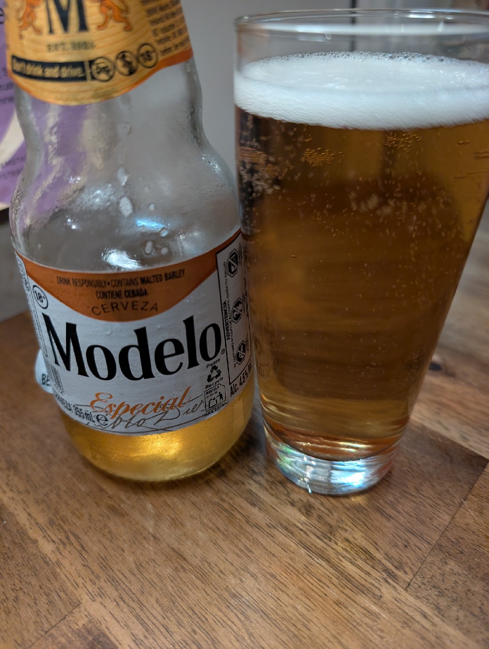 Modelo Especial, Mexico